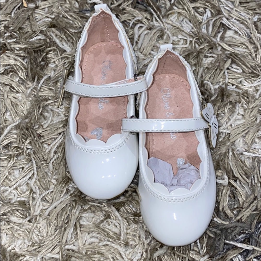 Olive & Edie Patent Leather Dress Shoe